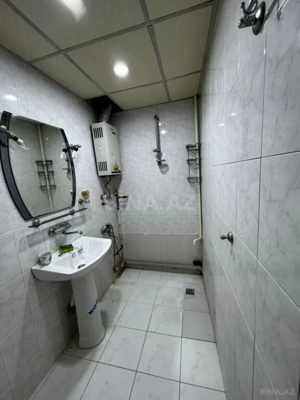 Kirayə verilir 4 otaqlı mənzil 110 m²