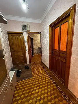 Kirayə verilir 4 otaqlı mənzil 110 m²