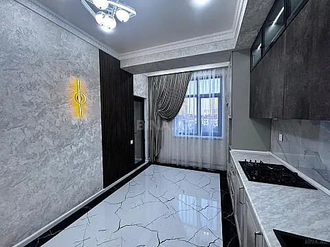 Satılır 2 otaqlı mənzil 78 m²