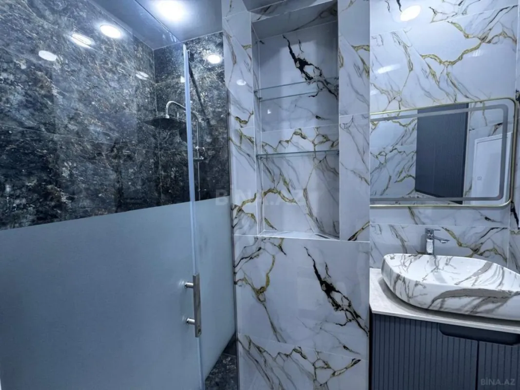 Satılır 2 otaqlı mənzil 78 m²