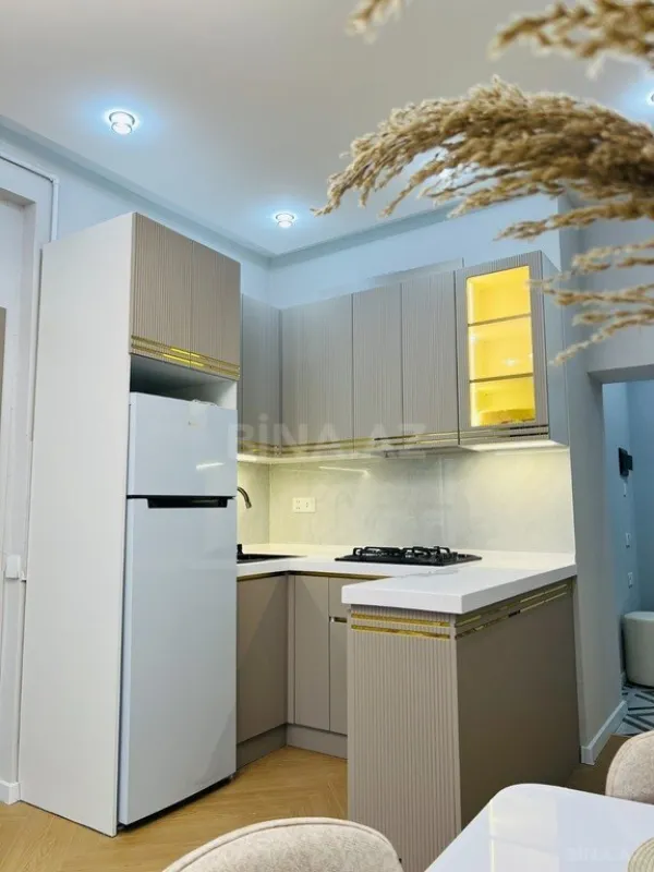 Satılır 2 otaqlı mənzil 60 m²