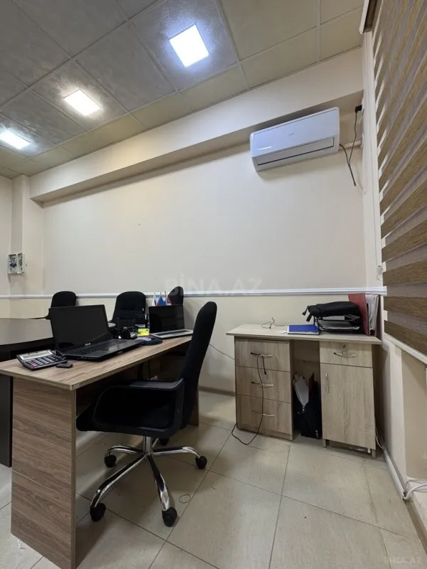 Satılır 3 otaqlı mənzil 110 m²