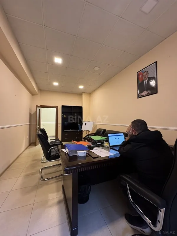 Satılır 3 otaqlı mənzil 110 m²