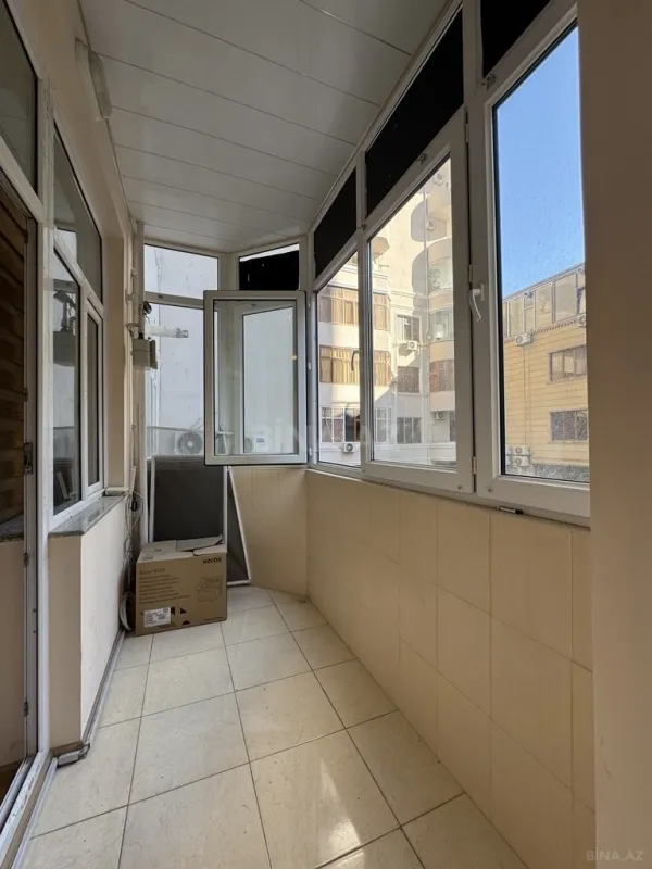 Satılır 3 otaqlı mənzil 110 m²