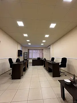 Satılır 3 otaqlı mənzil 110 m²