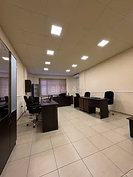 Satılır 3 otaqlı mənzil 110 m²