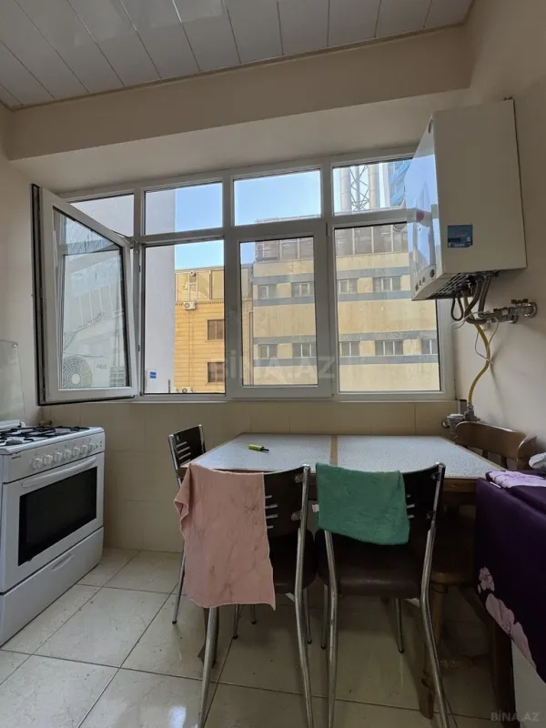 Satılır 3 otaqlı mənzil 110 m²