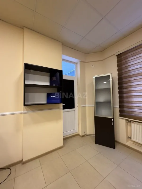 Satılır 3 otaqlı mənzil 110 m²