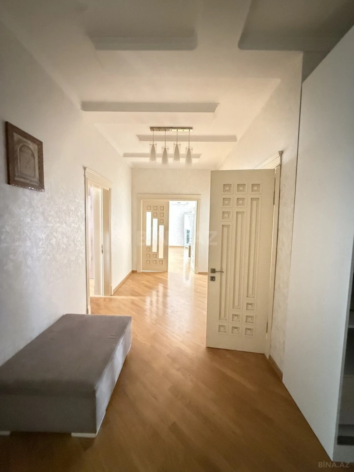 Kirayə verilir 4 otaqlı mənzil 150 m²