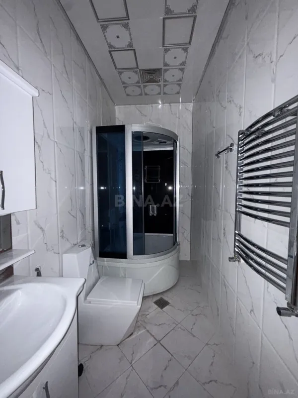 Kirayə verilir 4 otaqlı mənzil 150 m²