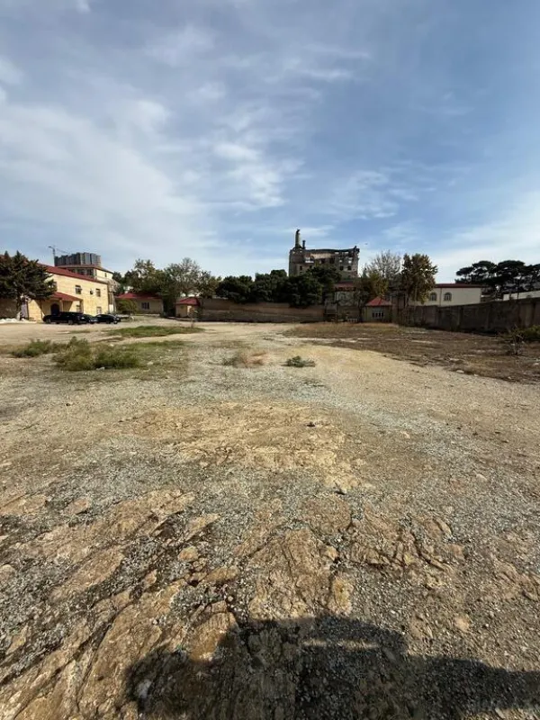 Satılır obyekt 7500 m²