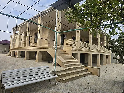 Satılır 4 otaqlı həyət evi 270 m² — Bakı, Mərdəkan 4 otaq 270.00 m²