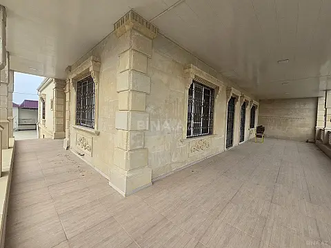 Satılır 4 otaqlı həyət evi 270 m²