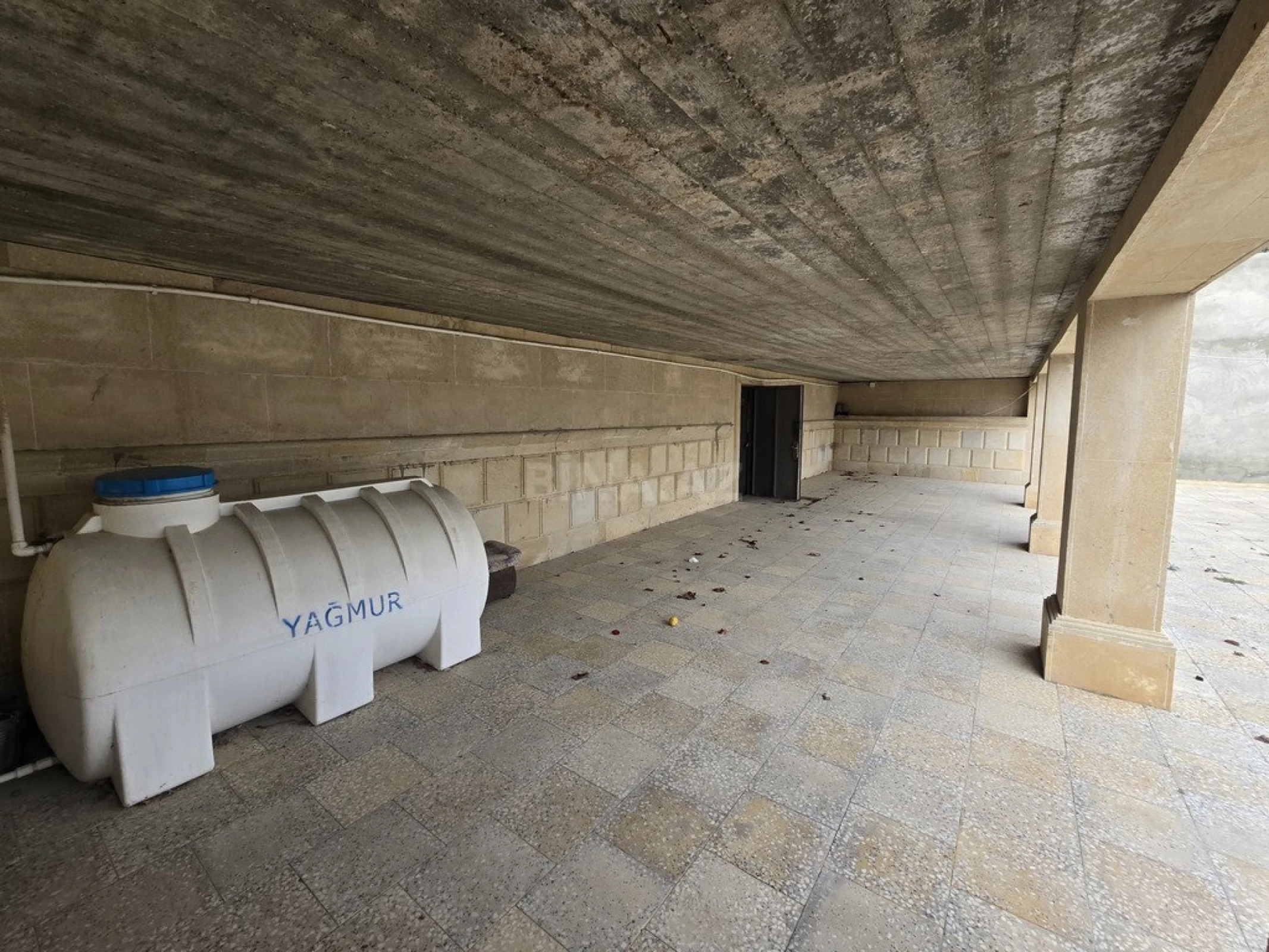 Satılır 4 otaqlı həyət evi 270 m²