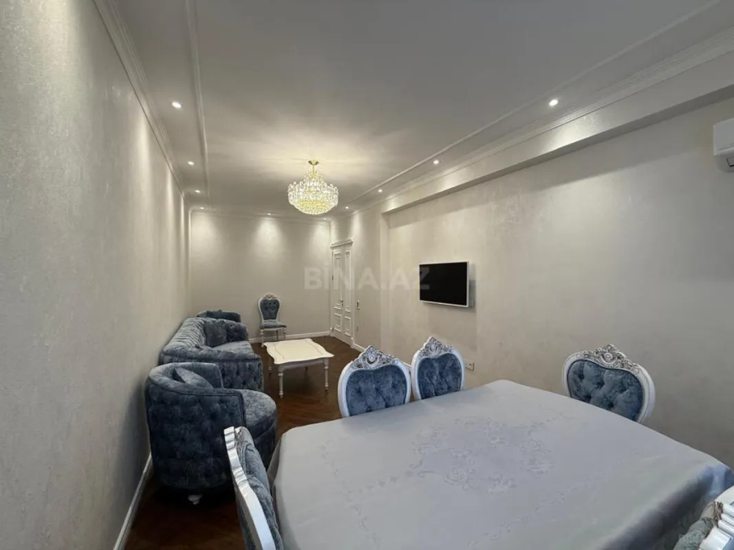 Satılır 2 otaqlı mənzil 95 m²