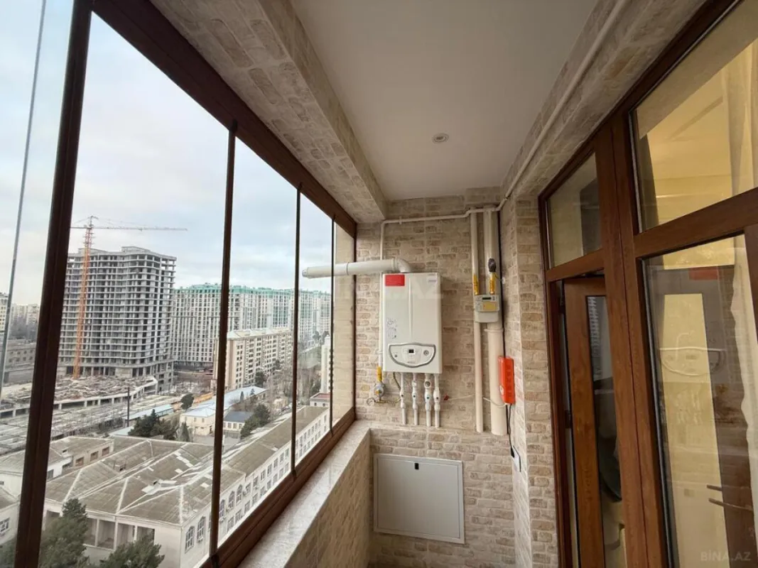 Satılır 2 otaqlı mənzil 95 m²