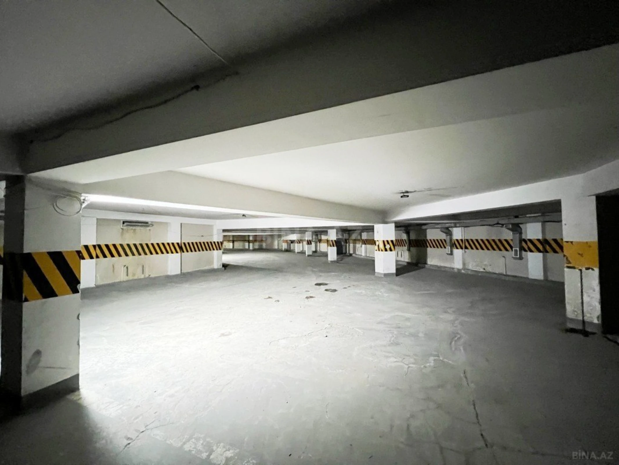 Kirayə verilir obyekt 1000 m²