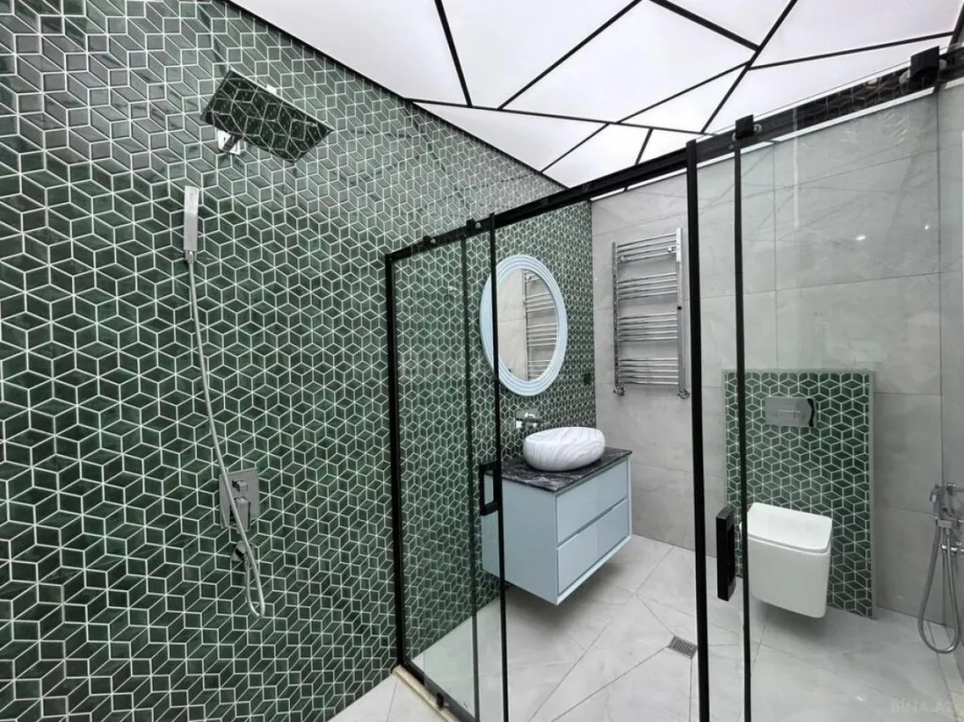 Satılır 3 otaqlı mənzil 134.8 m²