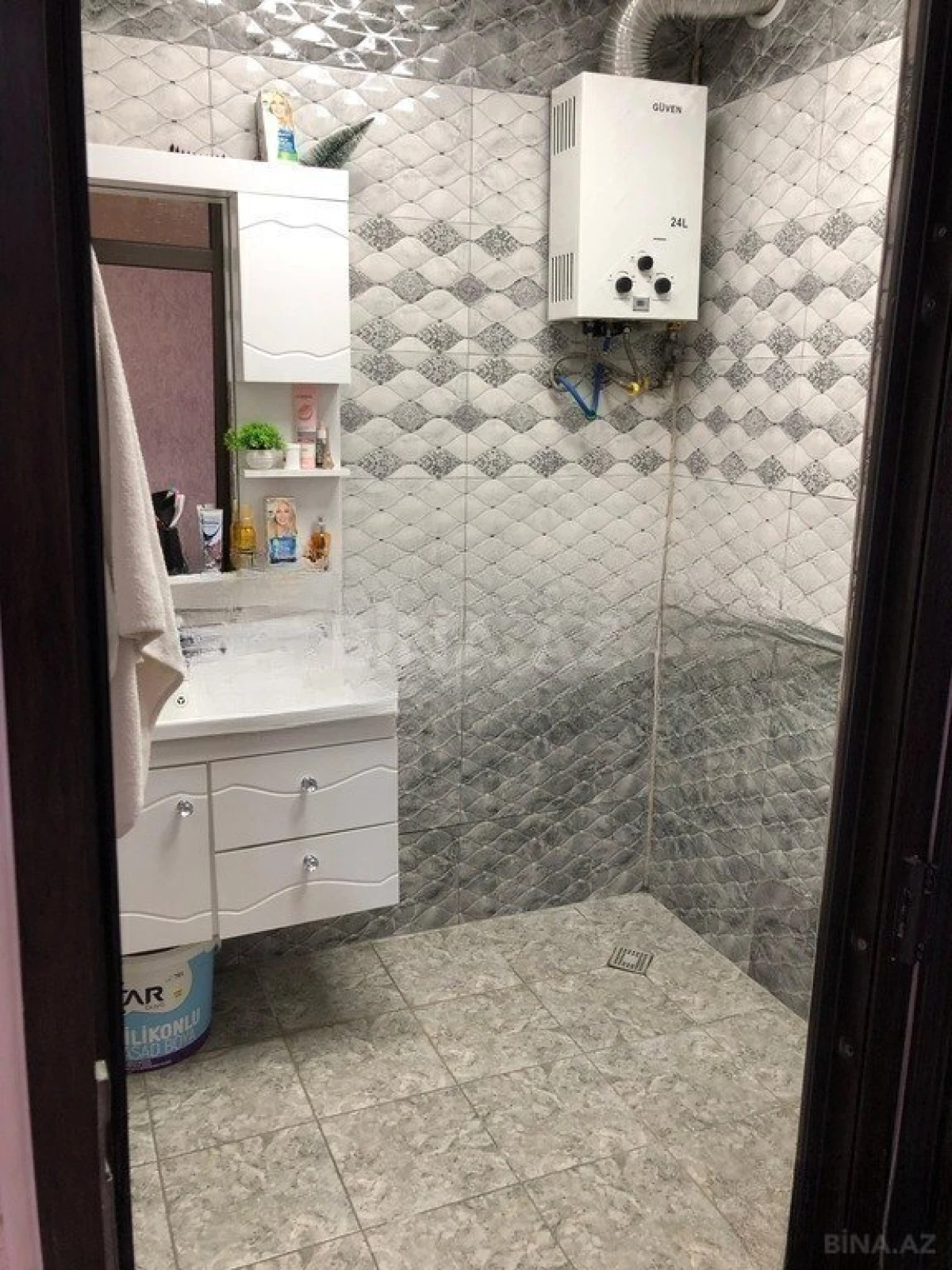 Satılır 3 otaqlı mənzil 90 m²