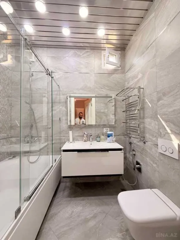 Satılır 3 otaqlı mənzil 112 m²