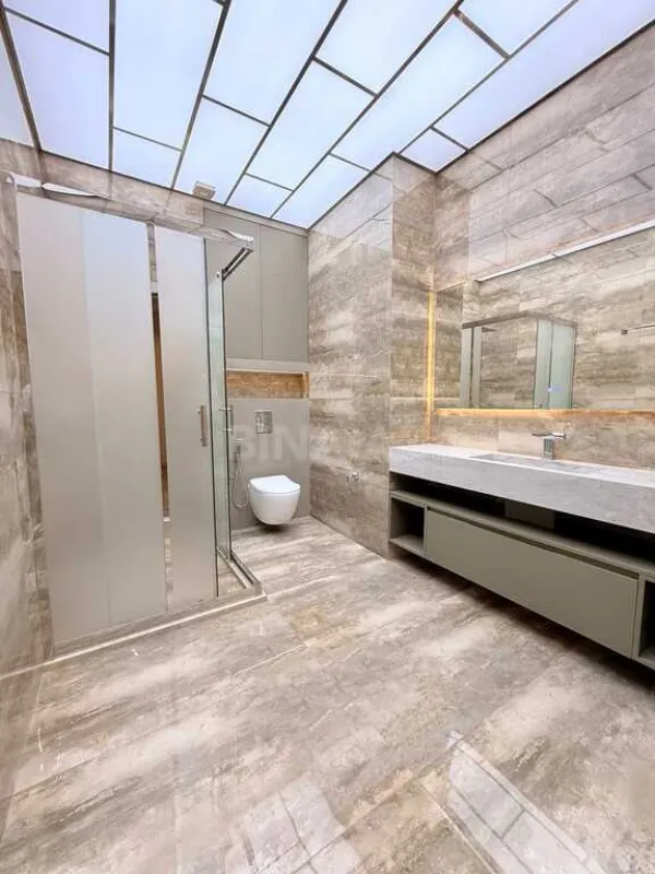 Satılır 3 otaqlı mənzil 112 m²