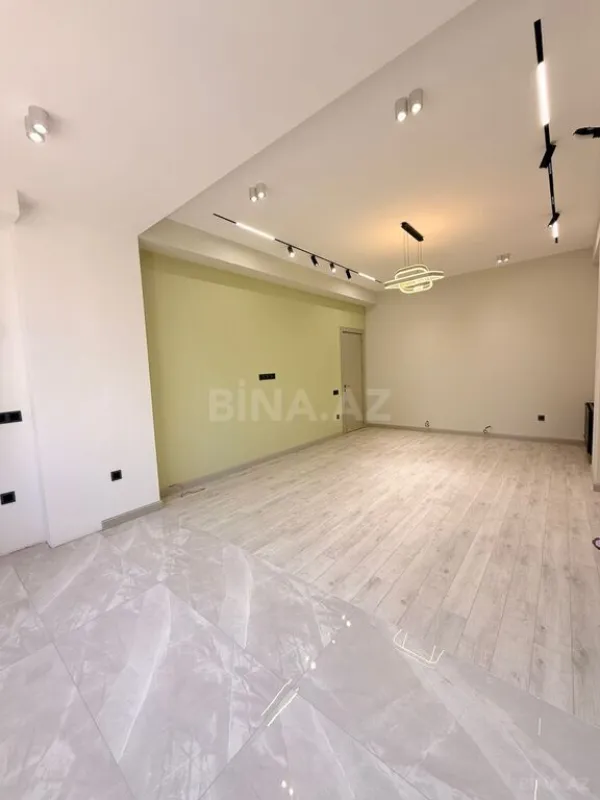 Satılır 3 otaqlı mənzil 112 m²