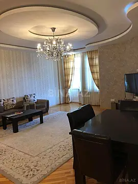 Satılır 4 otaqlı mənzil 151 m² — Bakı, İnşaatçılar 4 otaq 151.00 m²