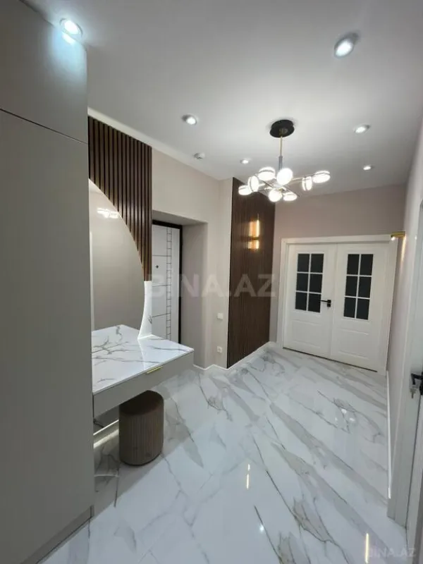 Kirayə verilir 2 otaqlı mənzil 100 m²