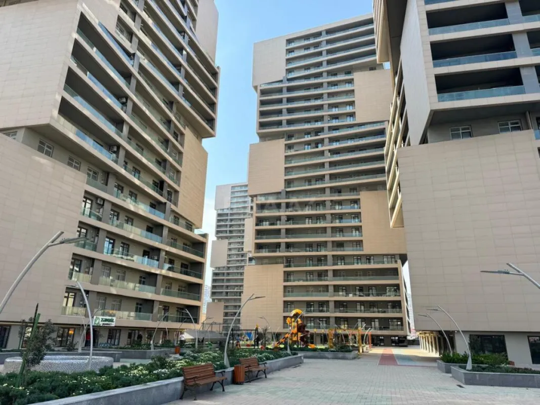 Kirayə verilir 2 otaqlı mənzil 100 m²