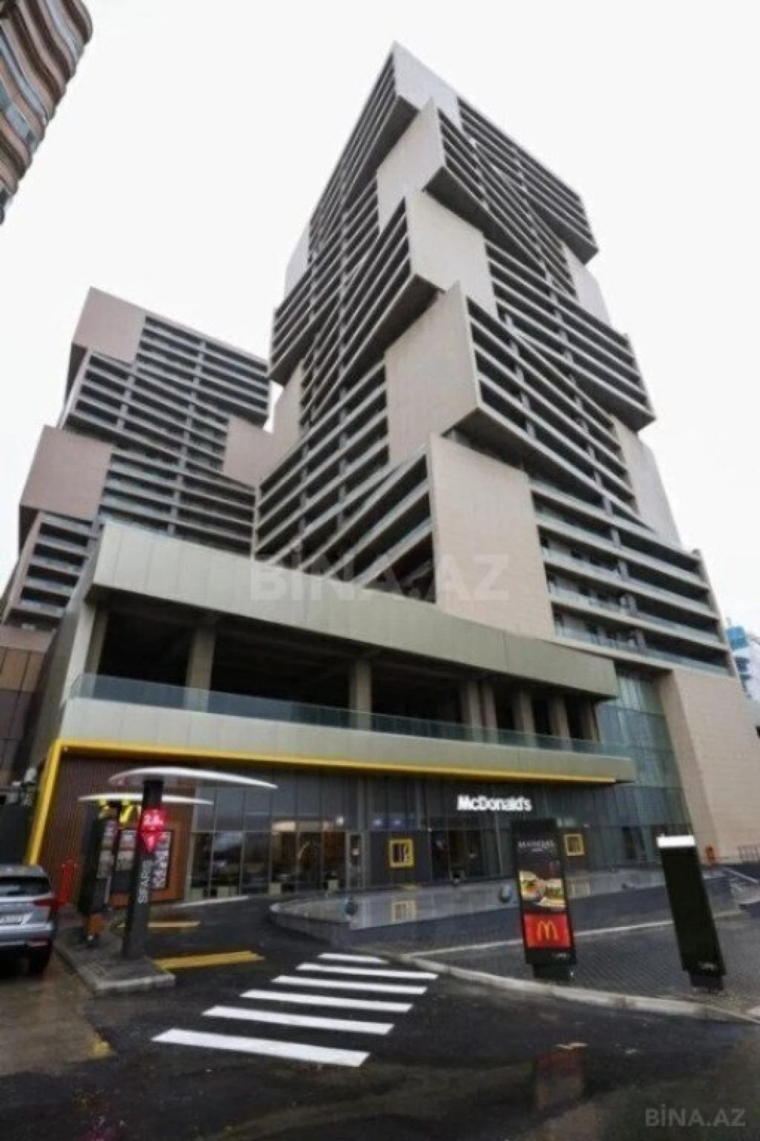 Kirayə verilir 2 otaqlı mənzil 100 m²