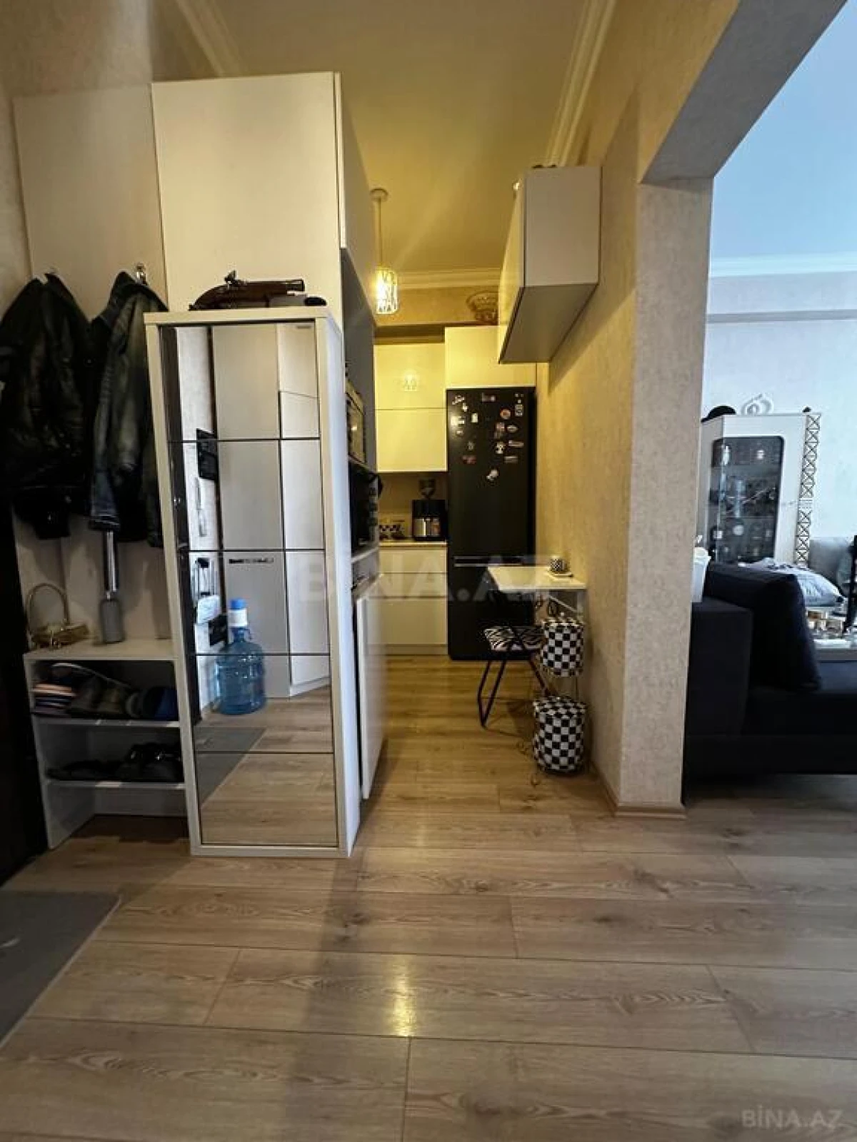Satılır 2 otaqlı mənzil 60 m²