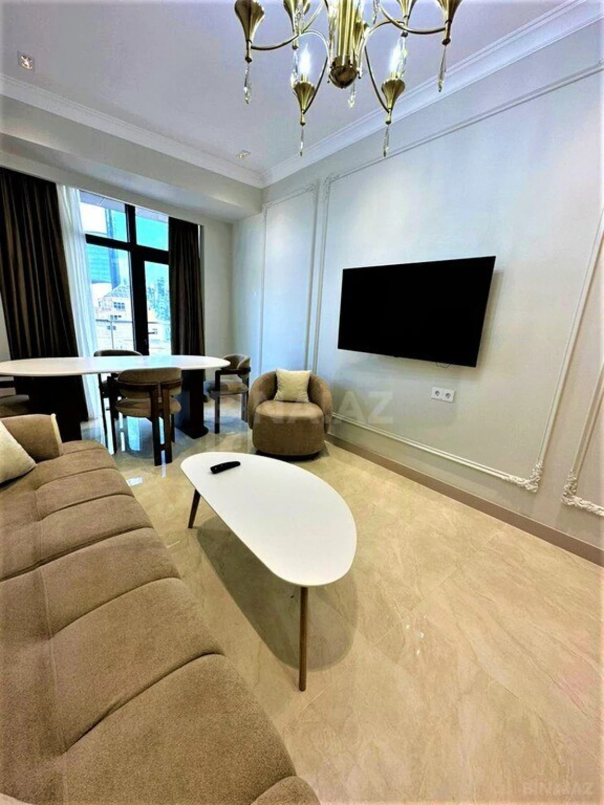 Kirayə verilir 2 otaqlı mənzil 90 m²
