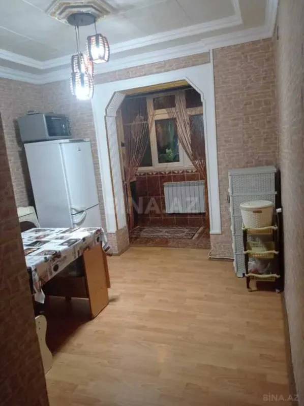 Satılır 2 otaqlı mənzil 60 m²
