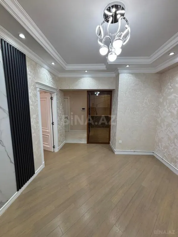 Satılır 2 otaqlı mənzil 67.5 m²
