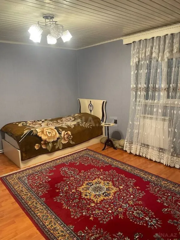 Satılır 6 otaqlı həyət evi 170 m²