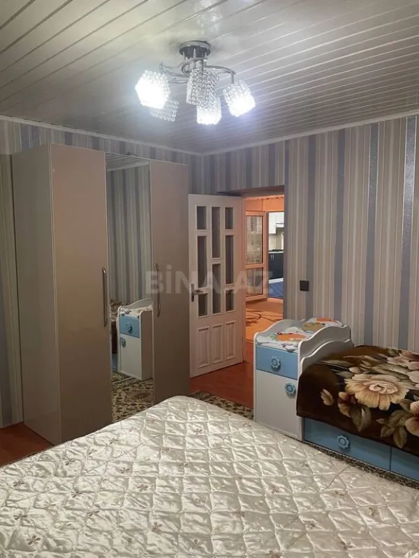Satılır 6 otaqlı həyət evi 170 m²