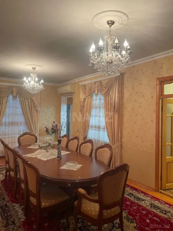 Satılır 6 otaqlı həyət evi 170 m²