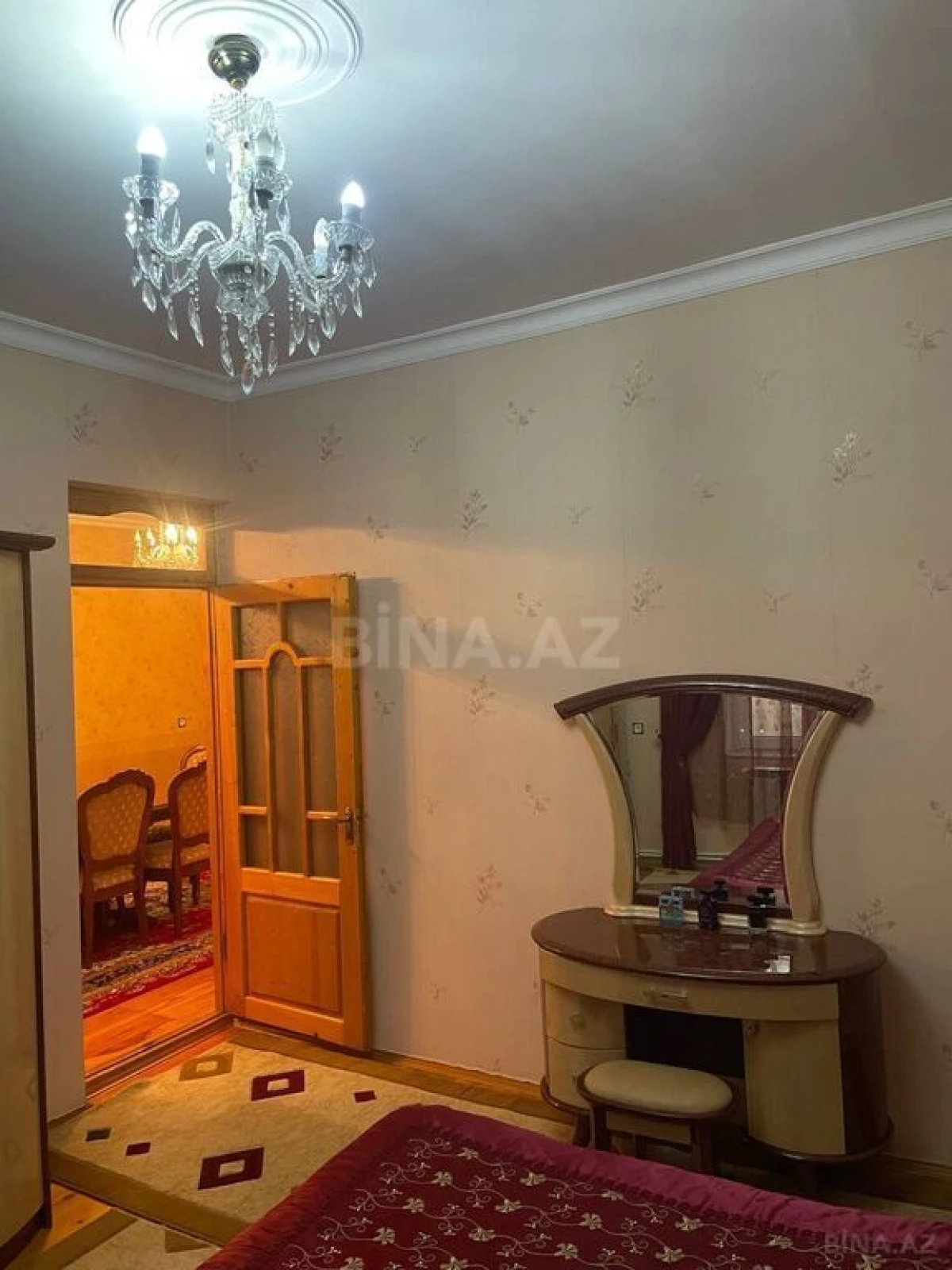 Satılır 6 otaqlı həyət evi 170 m²