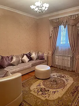 Satılır 6 otaqlı həyət evi 170 m²