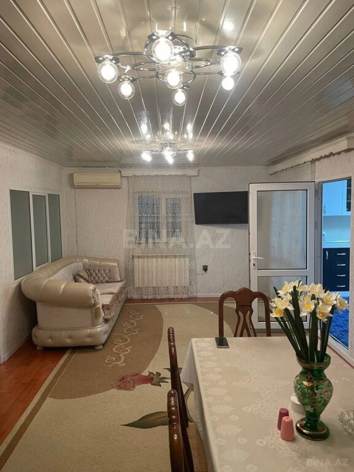 Satılır 6 otaqlı həyət evi 170 m²