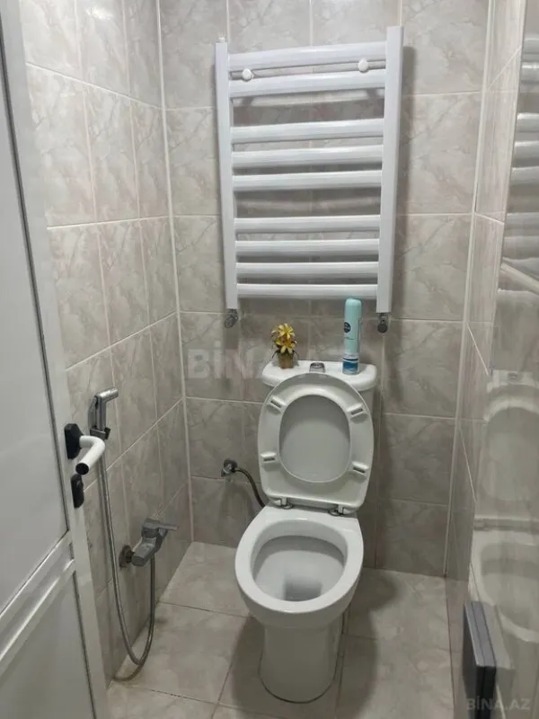 Satılır 6 otaqlı həyət evi 170 m²