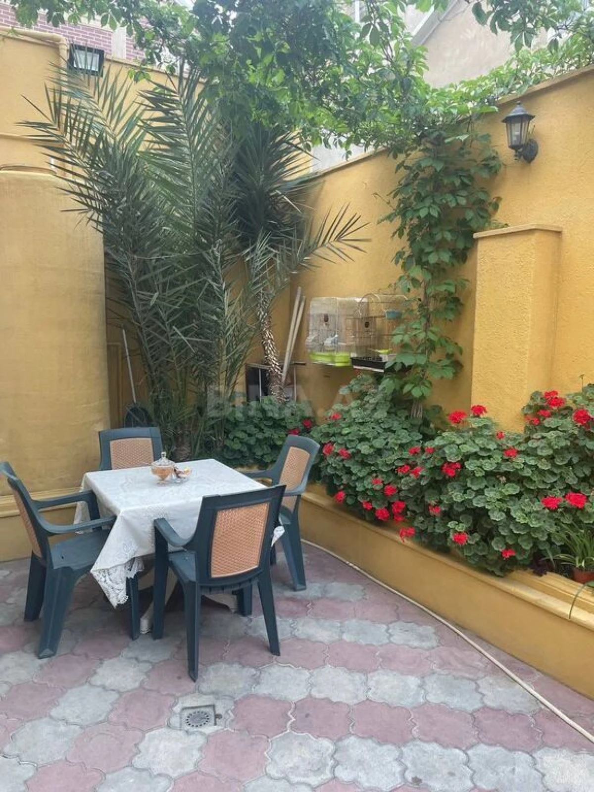 Satılır 6 otaqlı həyət evi 170 m²