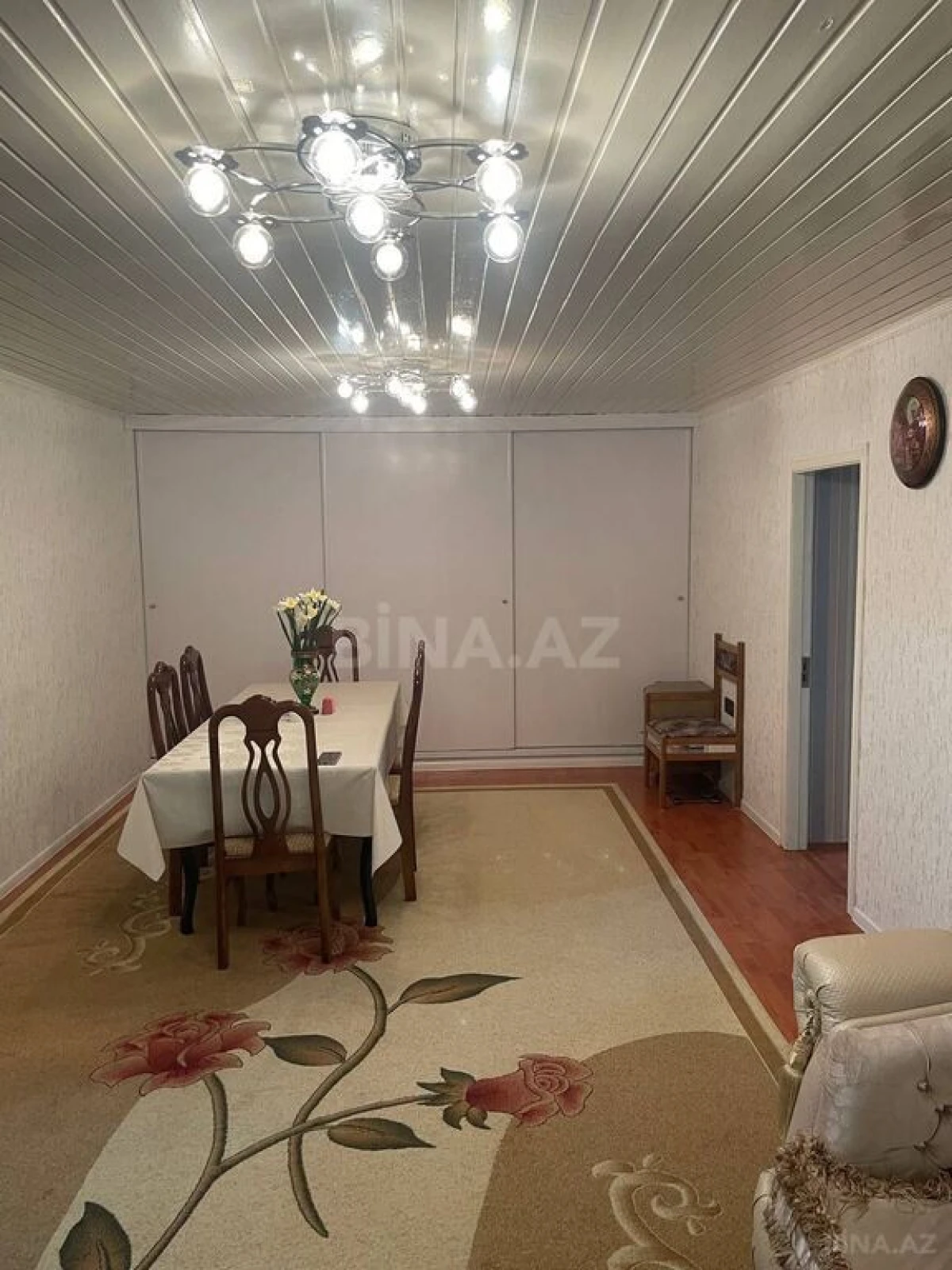 Satılır 6 otaqlı həyət evi 170 m²