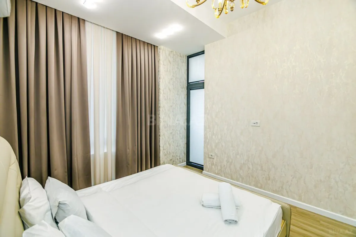 Kirayə verilir 3 otaqlı mənzil 110 m²