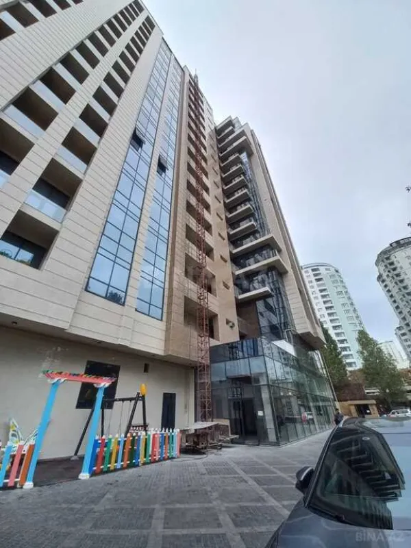 Kirayə verilir 3 otaqlı mənzil 110 m²