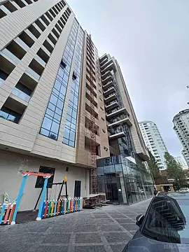 Kirayə verilir 3 otaqlı mənzil 110 m²