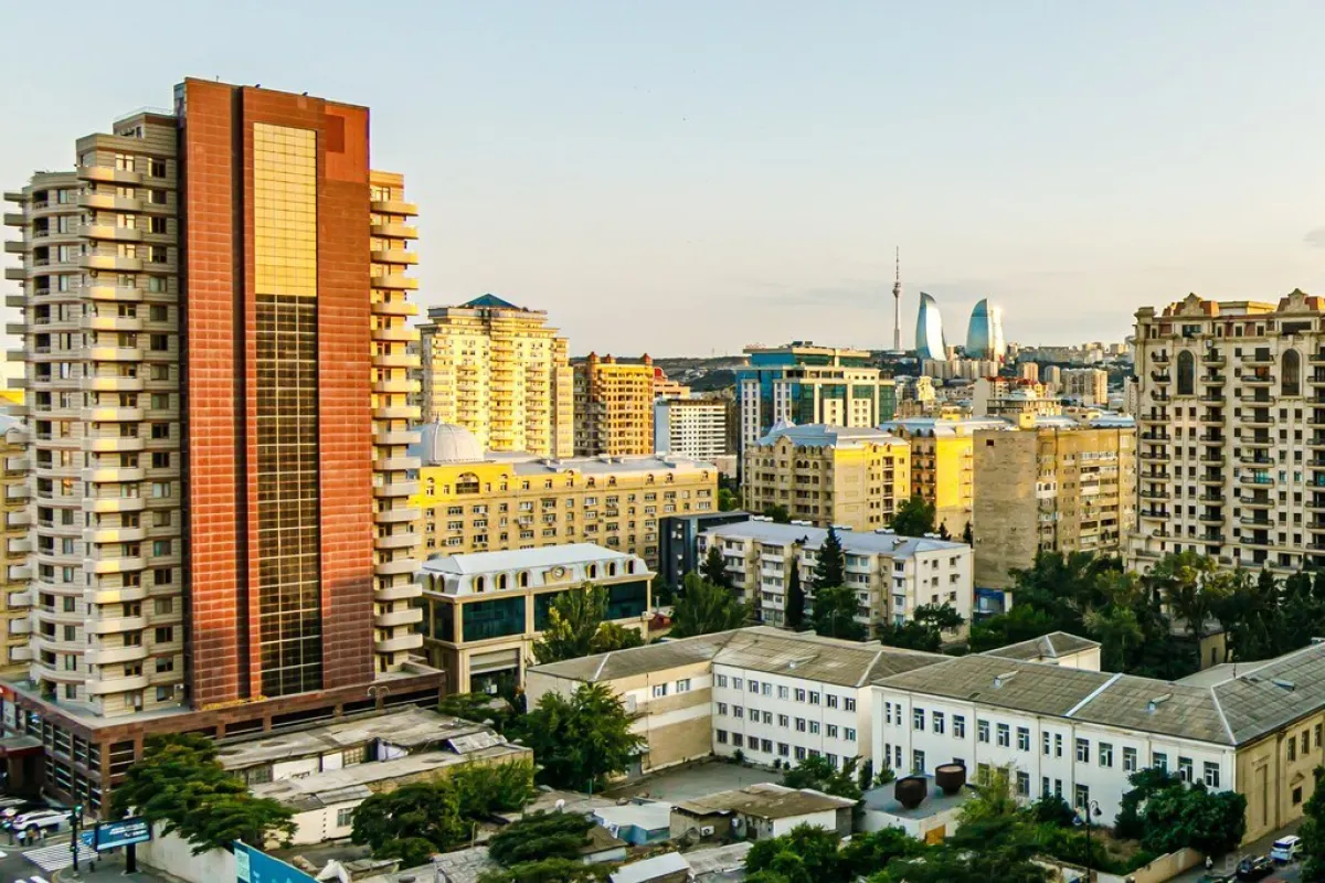 Kirayə verilir 3 otaqlı mənzil 110 m²