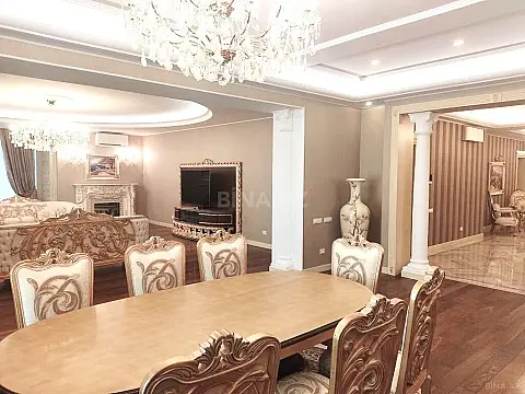 Satılır 5 otaqlı mənzil 400 m²