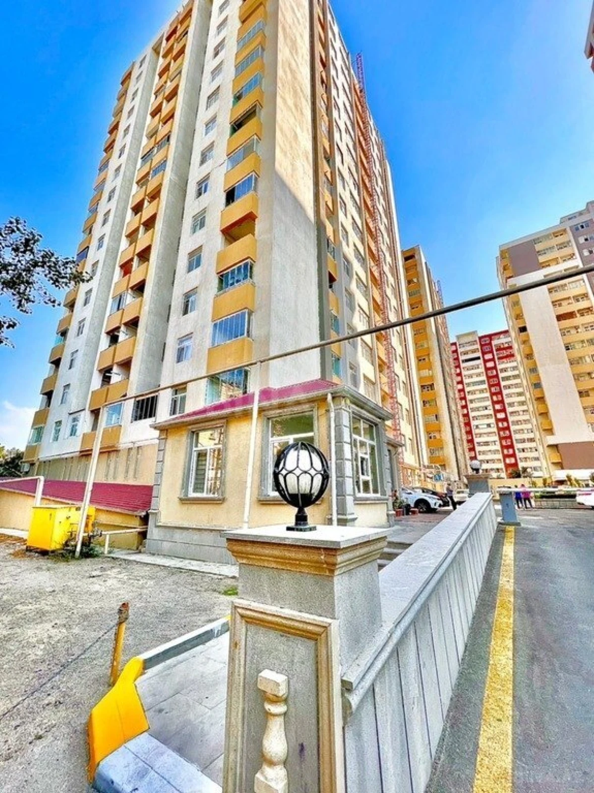 Satılır 3 otaqlı mənzil 75 m²