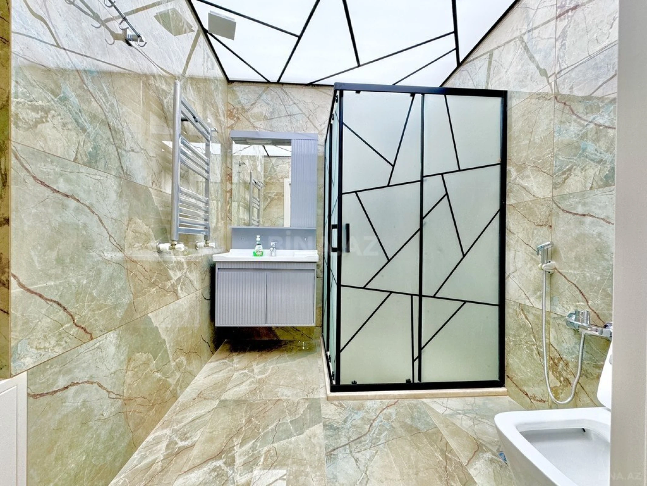 Satılır 3 otaqlı mənzil 75 m²